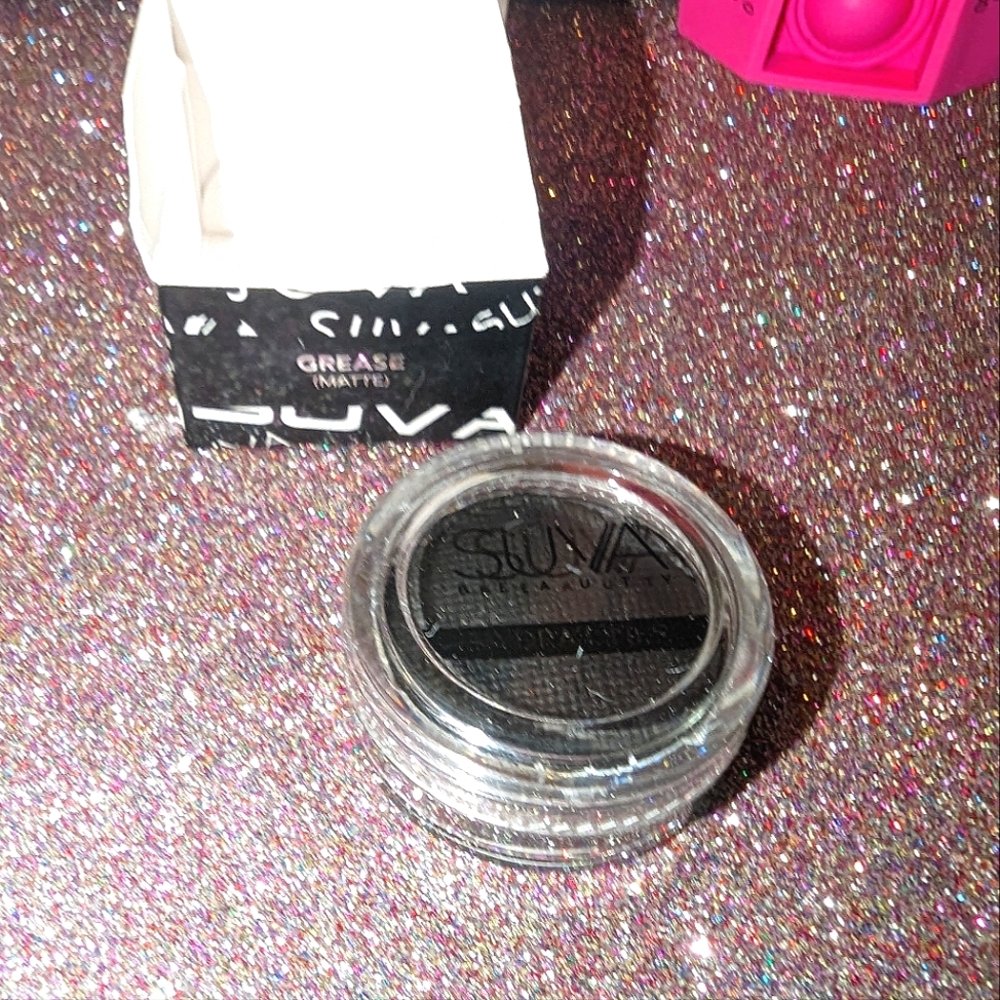 Grease Matte Suva Hydra Liner